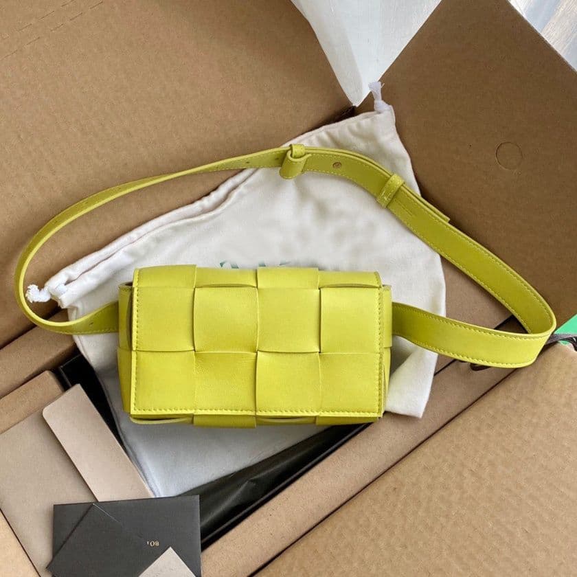 ウエストポーチ イントレチャートミニポーチ